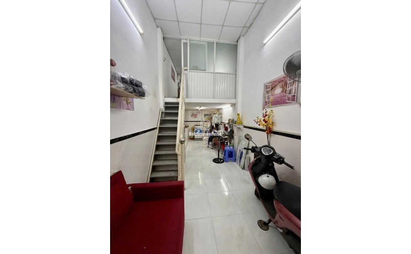 D1685 ⚡️ Giảm 150tr! sát LOTTE Mart Gò Vấp, SHR, Vuông, 2 tầng, 2.8x10m, 2.x tỷ